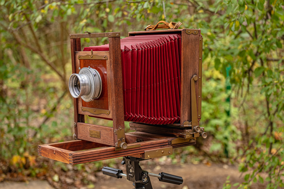 Early model bellows Kodak camera 