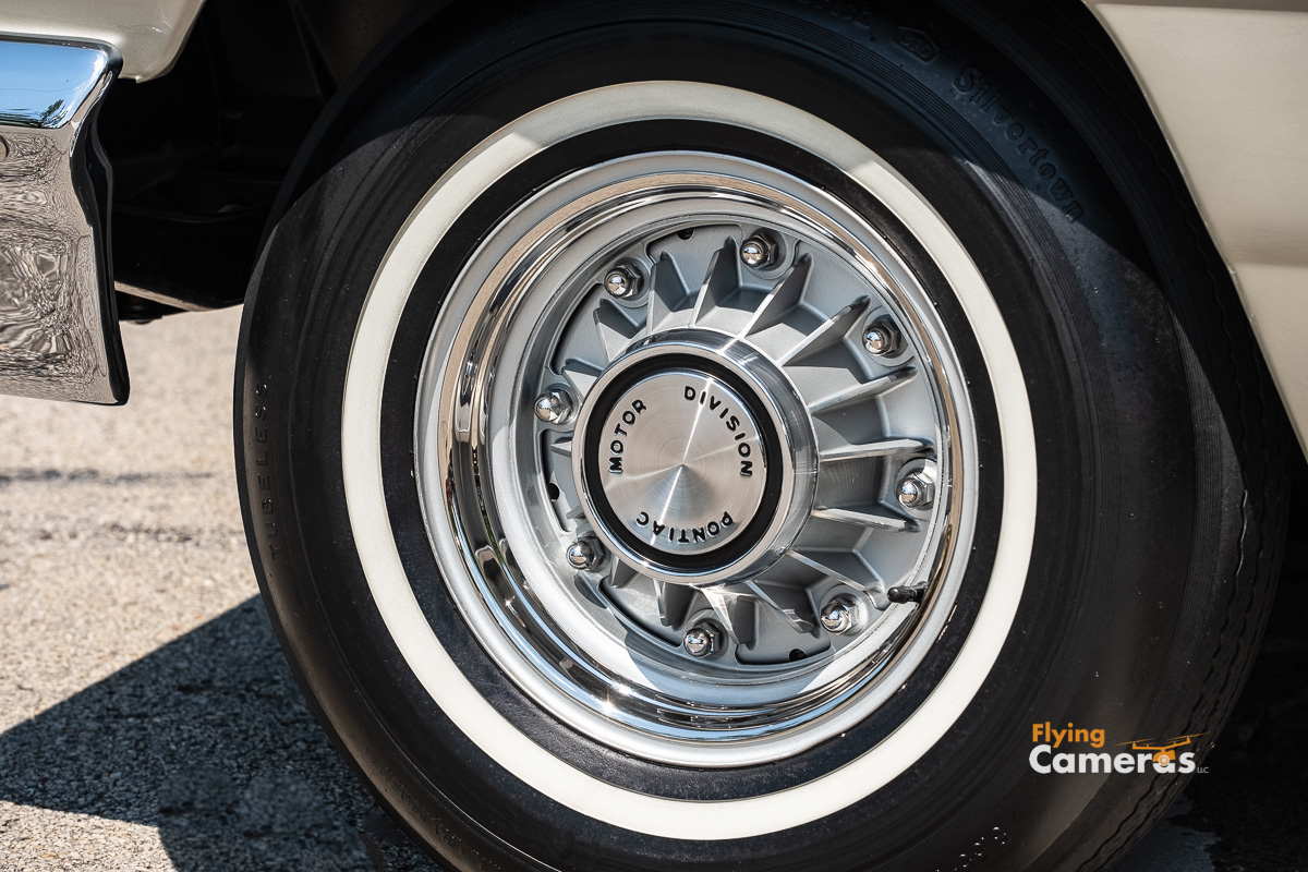 1962 Pontiac 8 lug aluminum  wheel